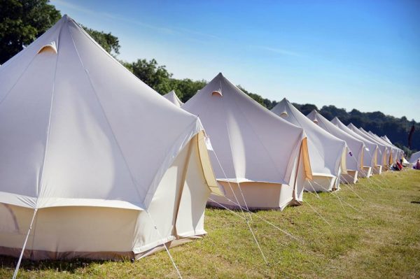 electric castle camping (1)