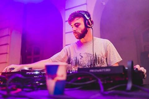 dj