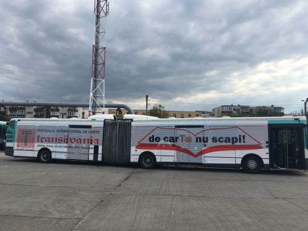 fict-bus-3bun