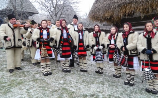 traditii_si_obiceiuri_de_craciun__25_decembrie__traditii_romanesti_pentru_prima_zi_de_craciun_16872500